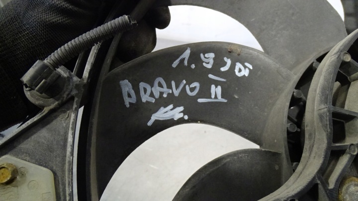 фото №7, Вентилятор охолодження радіатора (дифузор) fiat bravo ii 1.9jtd 00517833360