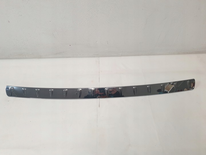 фото №1, Mercedes w246 планка хром бампер зад a2468850011