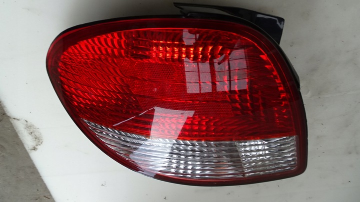 фото №1, Лампа ліва зад hyundai tiburon 99-02 рестайлінг