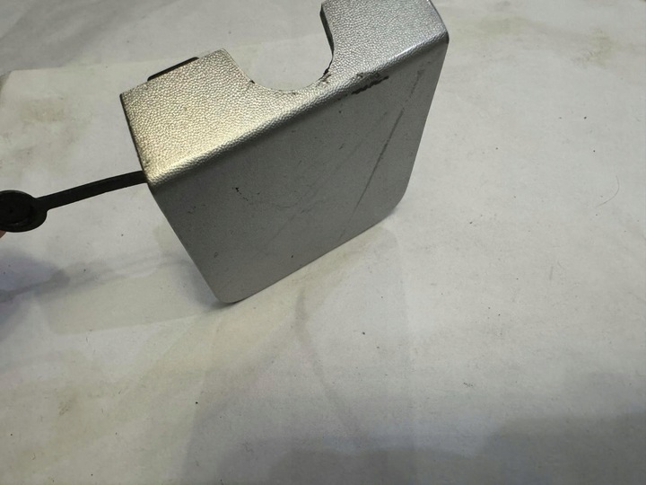 фото №6, Peugeot partner citroen berlingo - заглушка фаркоп бампера перед 9810964177