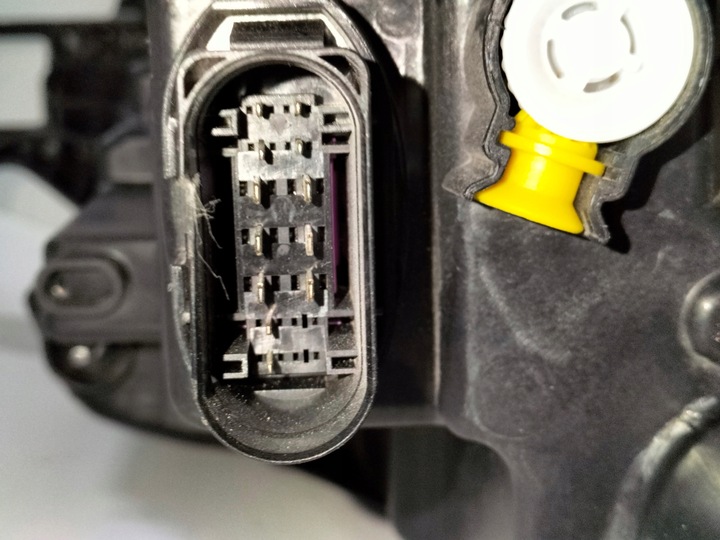 фото №11, Лампа передня фара ліва skoda karoq рестайлінг 22- led