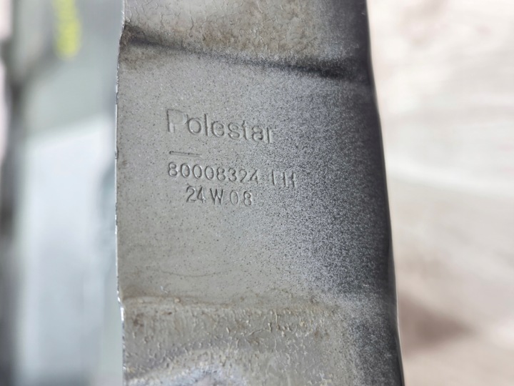 фото №16, Крыло левые перед передний polestar 4 iv 80008324