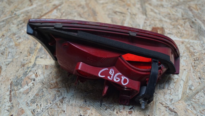 фото №7, Лампа правий зад audi a4 b8 sedan кришка 8k5945094d