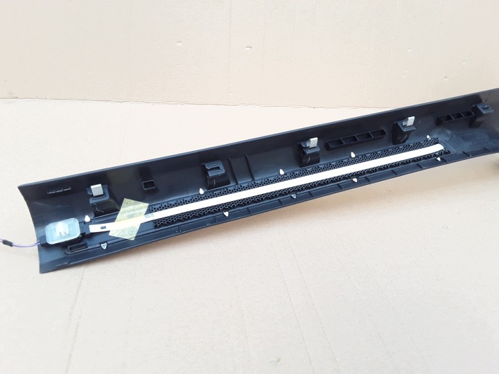 фото №8, Молдинг порогова led права vw golf vii hb 5-двері gtd 2015 5g4853370