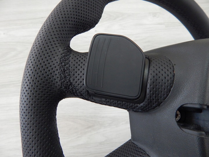 фото №9, Audi a3 q5 8p0 8h0 - кермо нова шкіра sport пелюстки