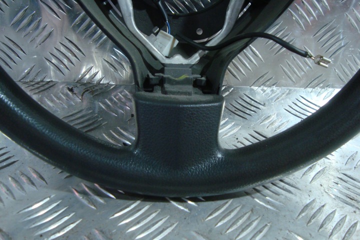фото №4, Руль мультифункция suzuki swift mk6 05-10