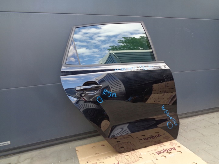 фото №1, Vw polo 6c 16r lc9x дверь задние правые 5d