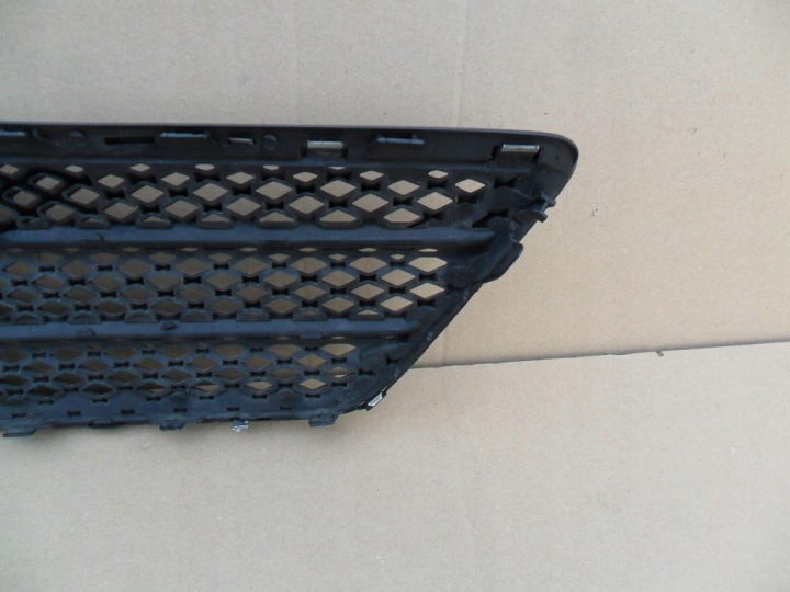 фото №10, Toyota corolla hb e12 2002 2003 решётка решётка радиатора