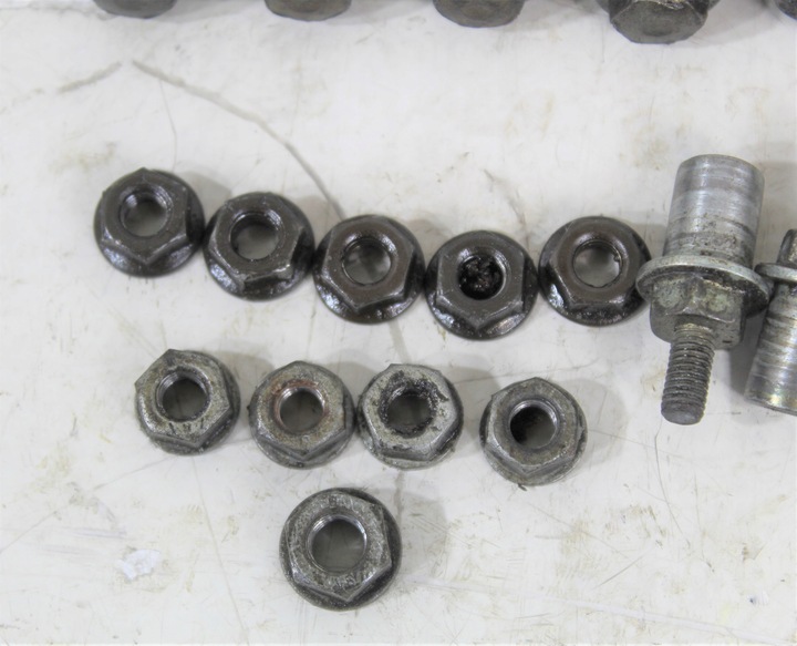 фото №7, Болты шпильки двигателя bmw e60 e61 2.5b m54b25