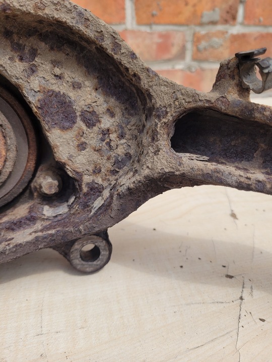 фото №7, Jeep cherokee liberty kj 01-07r поворотна опора ступиця правий перед