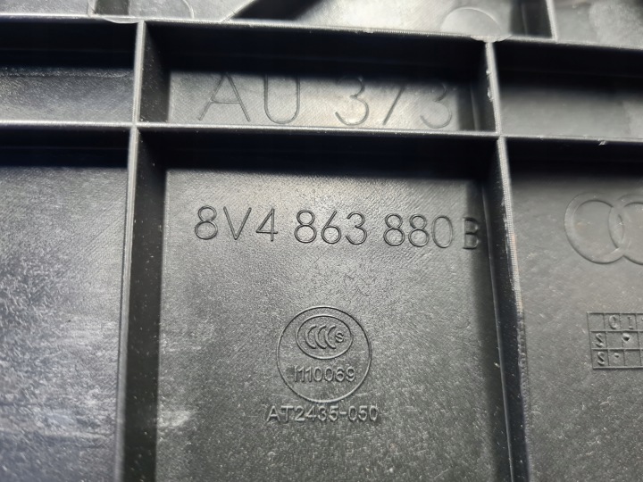фото №10, Audi a3 8v sportback 5d карта карта багажника права заднє 8v4863880b