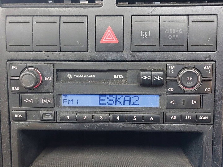 фото №13, Радио проигрыватель + панель воздуховод + рамка подстаканник polo iv 1j0035152f