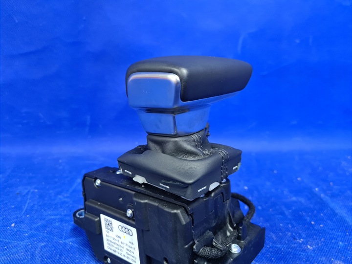 фото №12, Audi a4 b9 a5 выборщик домкрат изменения коробки передач комплектный чехол 8w1713041e