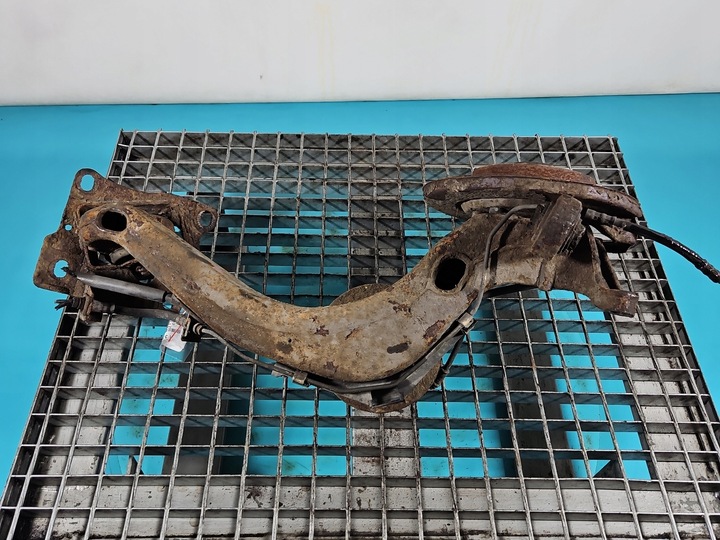 фото №11, Ступиця колеса зад ліва поворотна опора підшипник 4x4 vw golf iv 1.9 tdi