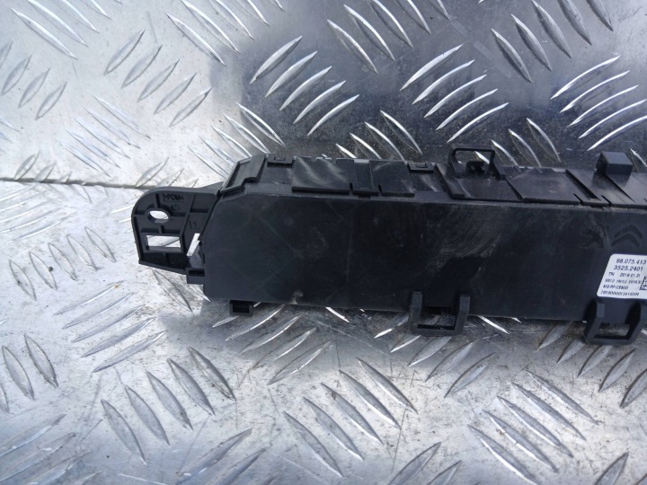 фото №6, Peugeot partner iv панель климат-контроля воздуховод 98075413zd