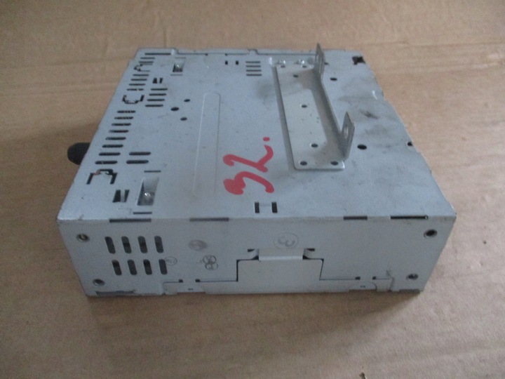 фото №2, Радіо радіопрогравач cd volvo c30 c70 s40 v50 30732600-1