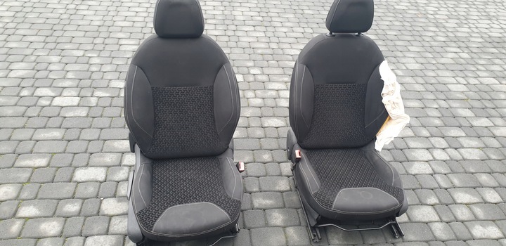 фото №1, Сиденья диван ремни citroen c3 ii 2010-