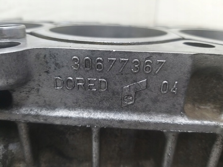 фото №15, Блок  двигуна s60 s80 xc90 xc7 volvo 2.4 d d5244t 185km 2.4d5 30677367