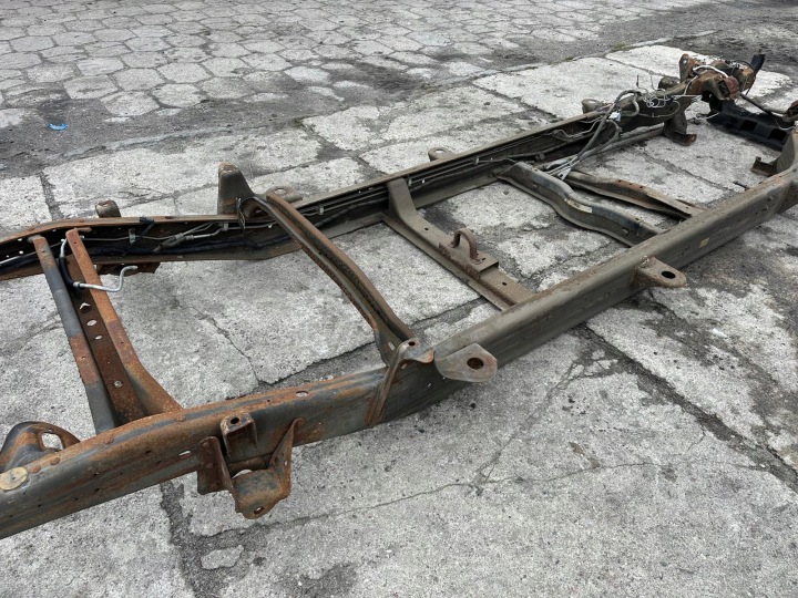 фото №13, Chevrolet silverado gmc sierra k2500 k3500 92-00r рама кузова длинный bed