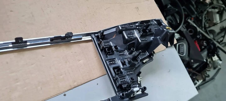 фото №10, Q3 83a dekor декоры консоли панели капот англичанин