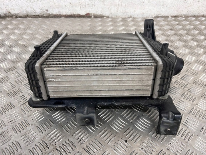 фото №6, Додатковий радіатор maserati quattroporte 670004975
