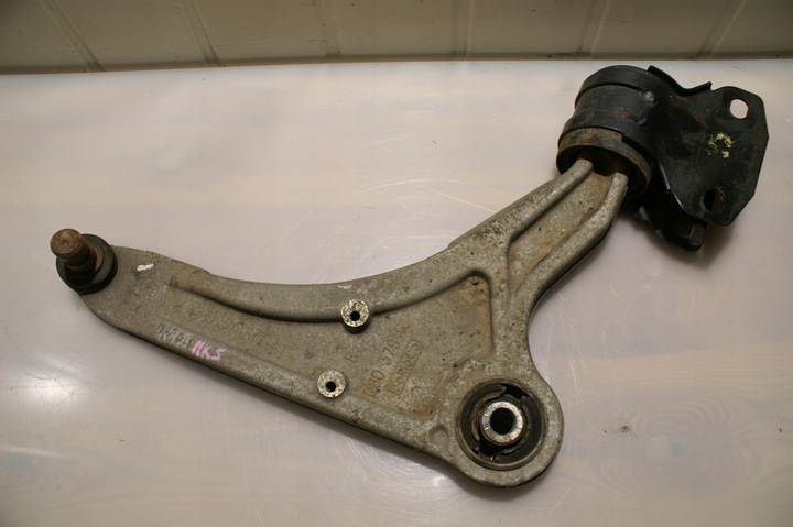 фото №1, Mondeo mk5 важіль праві перед