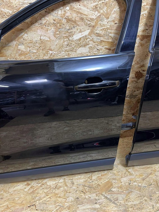 фото №7, Комплектні двері ліві перед lub зад задні jaguar f-pace x761 чорні чорний