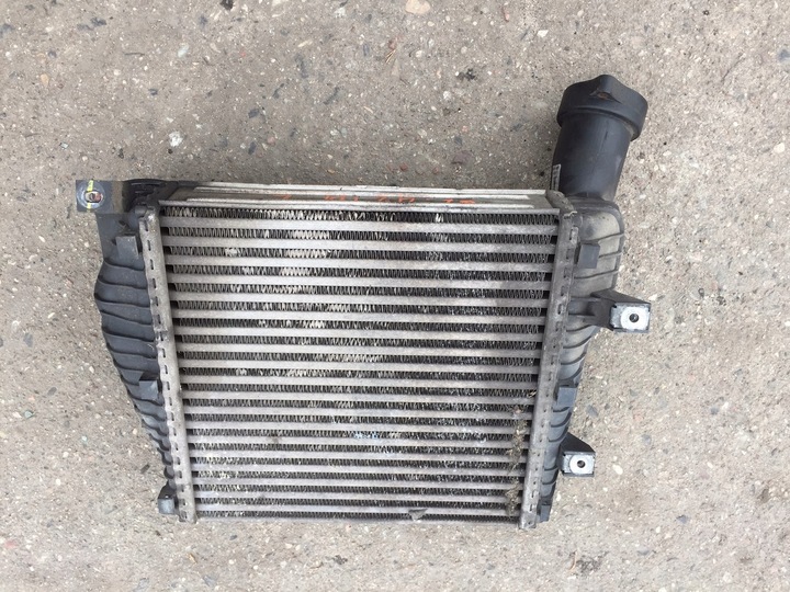 фото №6, Audi q7 4l 4.2 tdi інтеркулер лівий 7l0145803c