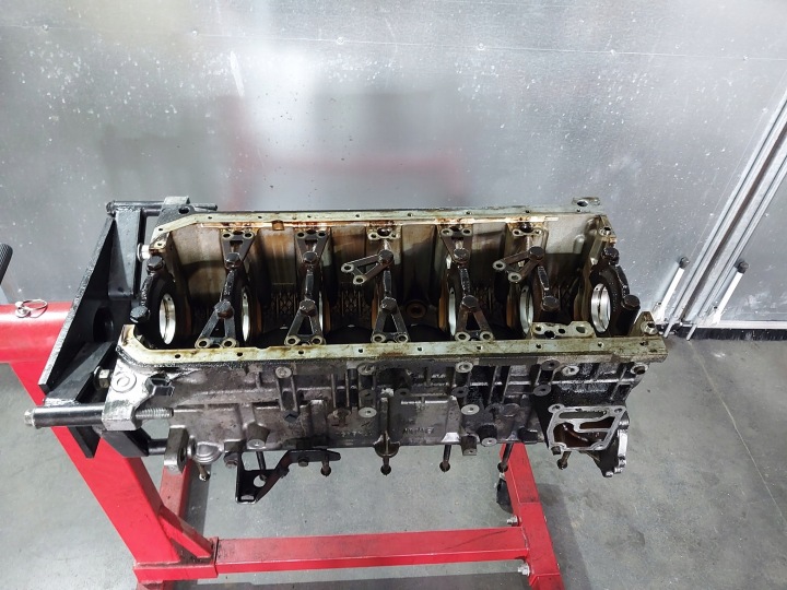 фото №10, Блок  двигуна bmw e39 523i m52b25 1xvanos