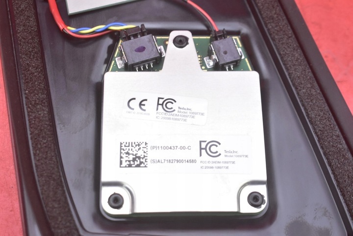 фото №13, Защита стойка левый перед камера 1100437-00-c 1092978-00-c tesla модель 3