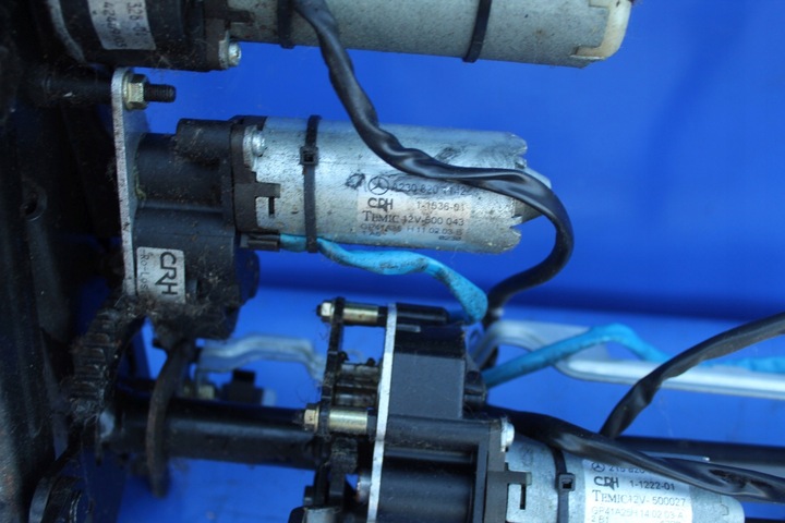 фото №9, Каркас сиденья правого рейка двигатели привод оригинальный номер mercedes sl r230 w230