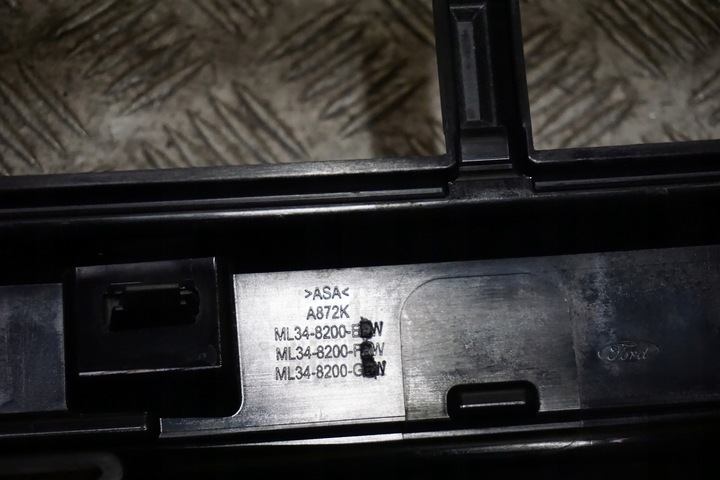 фото №10, Ford f150 lariat sport 2021 - 2023 решётка перед решётка радиатора эмблема usa