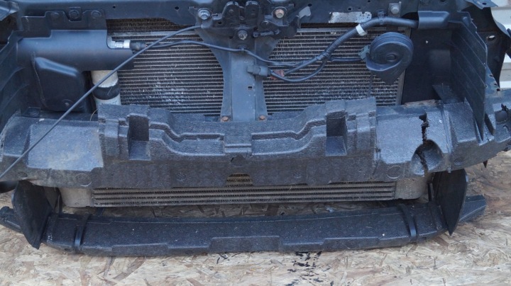 фото №6, Передня панель передній nissan qashqai j10 1.5 dci 2009
