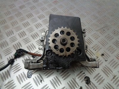 фото №1, Насос масла volvo s60 xc60 v40 2.0d 31401488