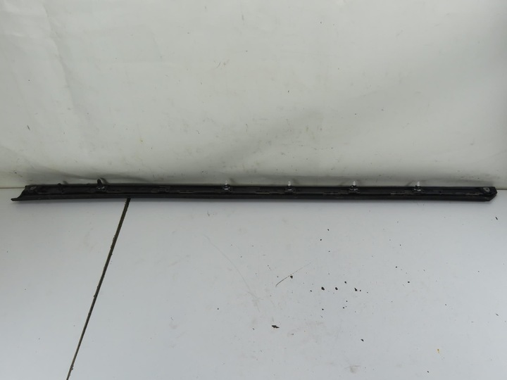 фото №7, Планка двері ліва передня vw passat b8 3g0854939