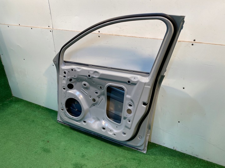 фото №15, Porsche macan 95b двері правий перед передні праві планка