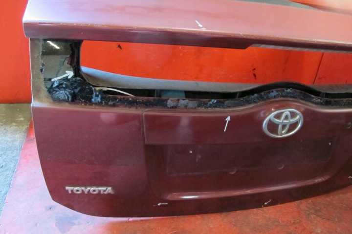 фото №8, Toyota prius 2 ii w20 стекло крышка багажника 3q3 накладка планка крышки ручка