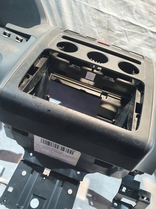 фото №9, Панель роздавальна оригінальний номер 1t1857067 volkswagen touran i 04r.