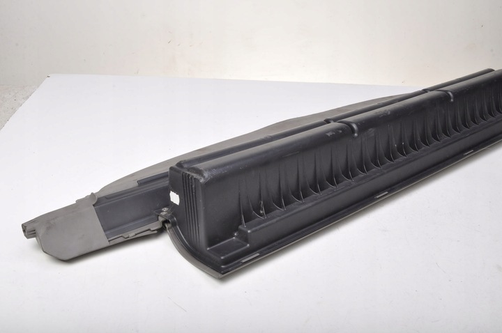 фото №8, Volvo v50 ролета зад задняя багажника 39874980