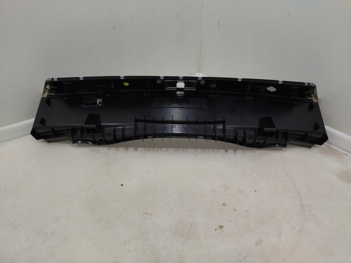 фото №4, 4h0863471d накладка защита порог багажника audi a8