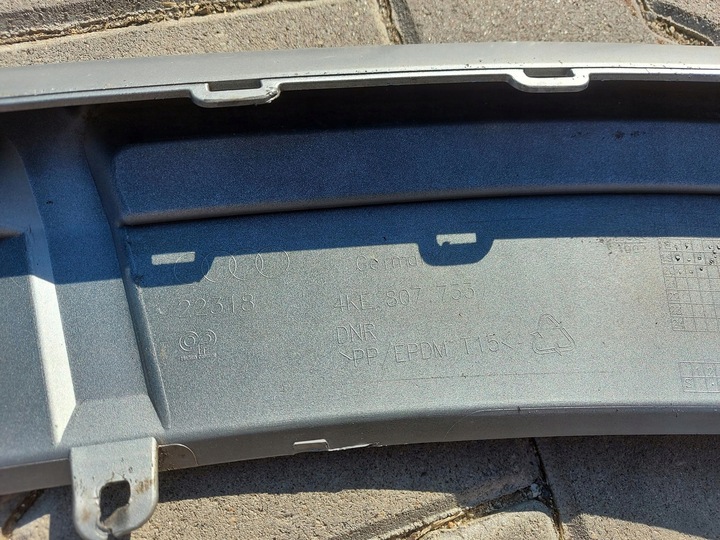 фото №8, Audi q8 e-tron спойлер накладка планка нижня бампера перед 4ke807733