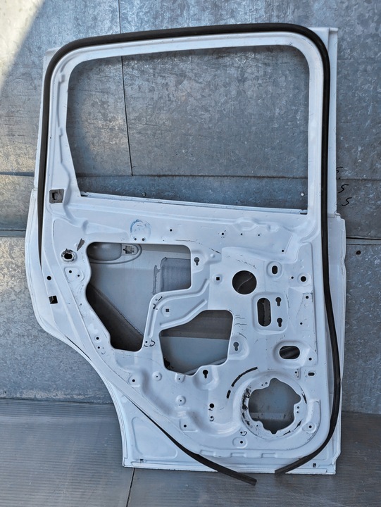 фото №10, Дверь левая правые передние задние ford c-max 2 2009-19