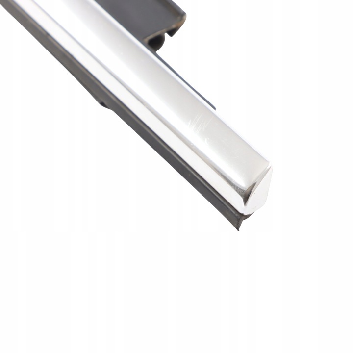 фото №11, Audi a3 8v прокладка накладка стёкла дверь перед право 8v4853284