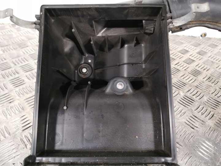 фото №6, 2011 toyota prius xw30 корпус фільтра повітря 1781237030