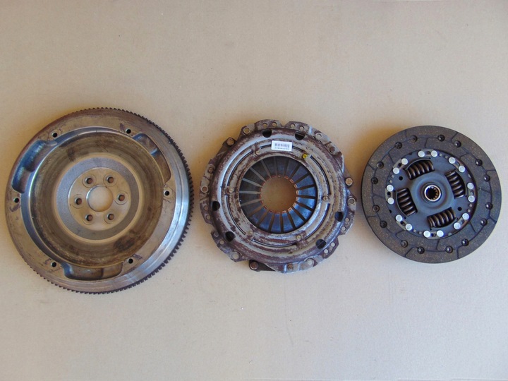 фото №1, Opel meriva a 03-10 1.6 z16xep колесо диск притиск зчеплення kpl.