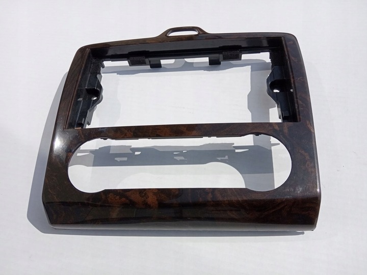 фото №1, Ford focus mk2 2004-07r. - панель рамка