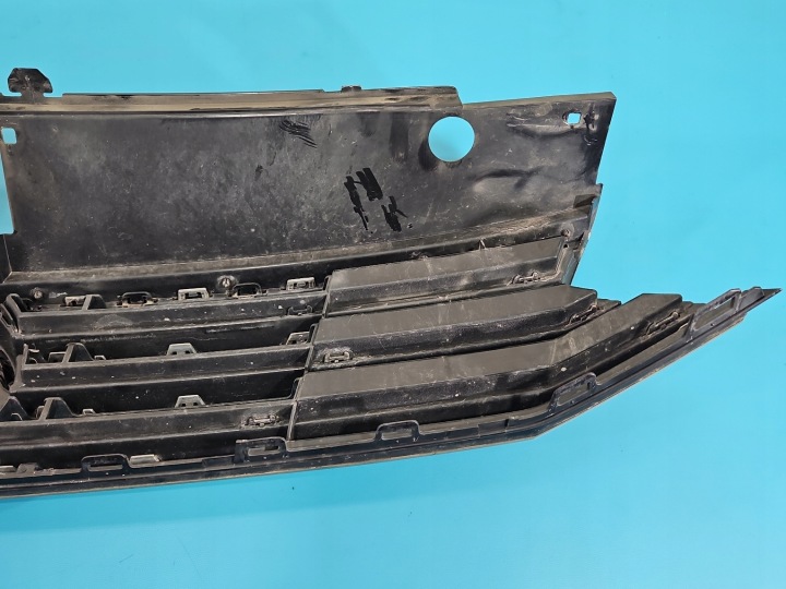 фото №11, Решётка решётка радиатора vw passat b8 sedan 14-19
