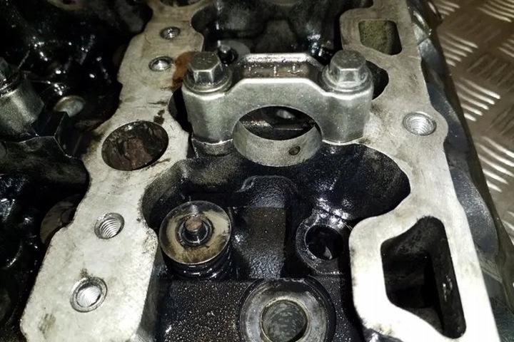 фото №16, Головка двигателя volvo xc70 ii 31430110 2.0l дизель 120kw 2015