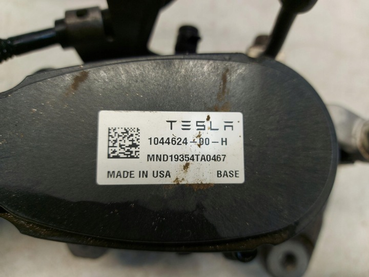 фото №6, Tesla модель 3 суппорт тормозной левый правый зад