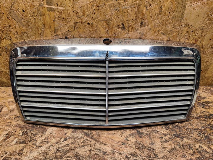 фото №1, Решітка решітка радіатора перед mercedes w124